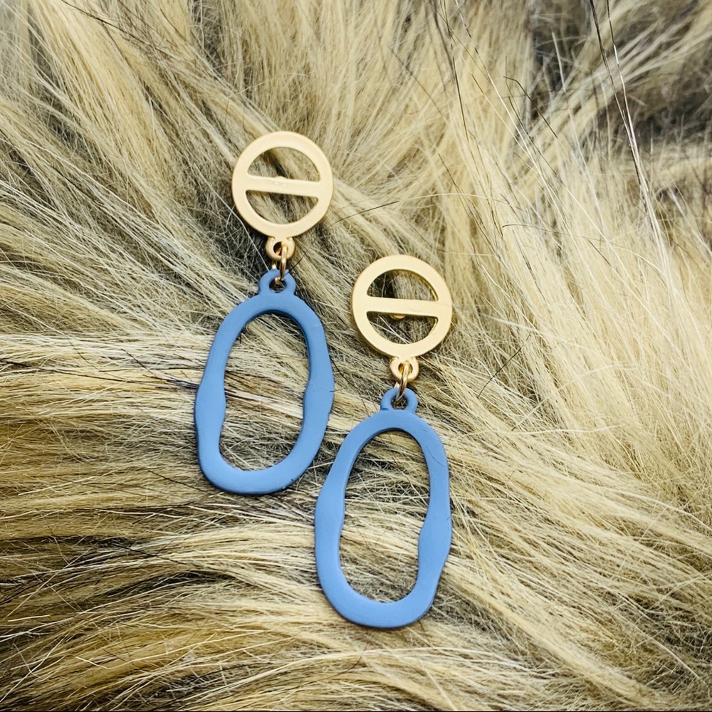3/18💫 Irregular Hollow Acrylic geometric Earring - Picture 6 of 7